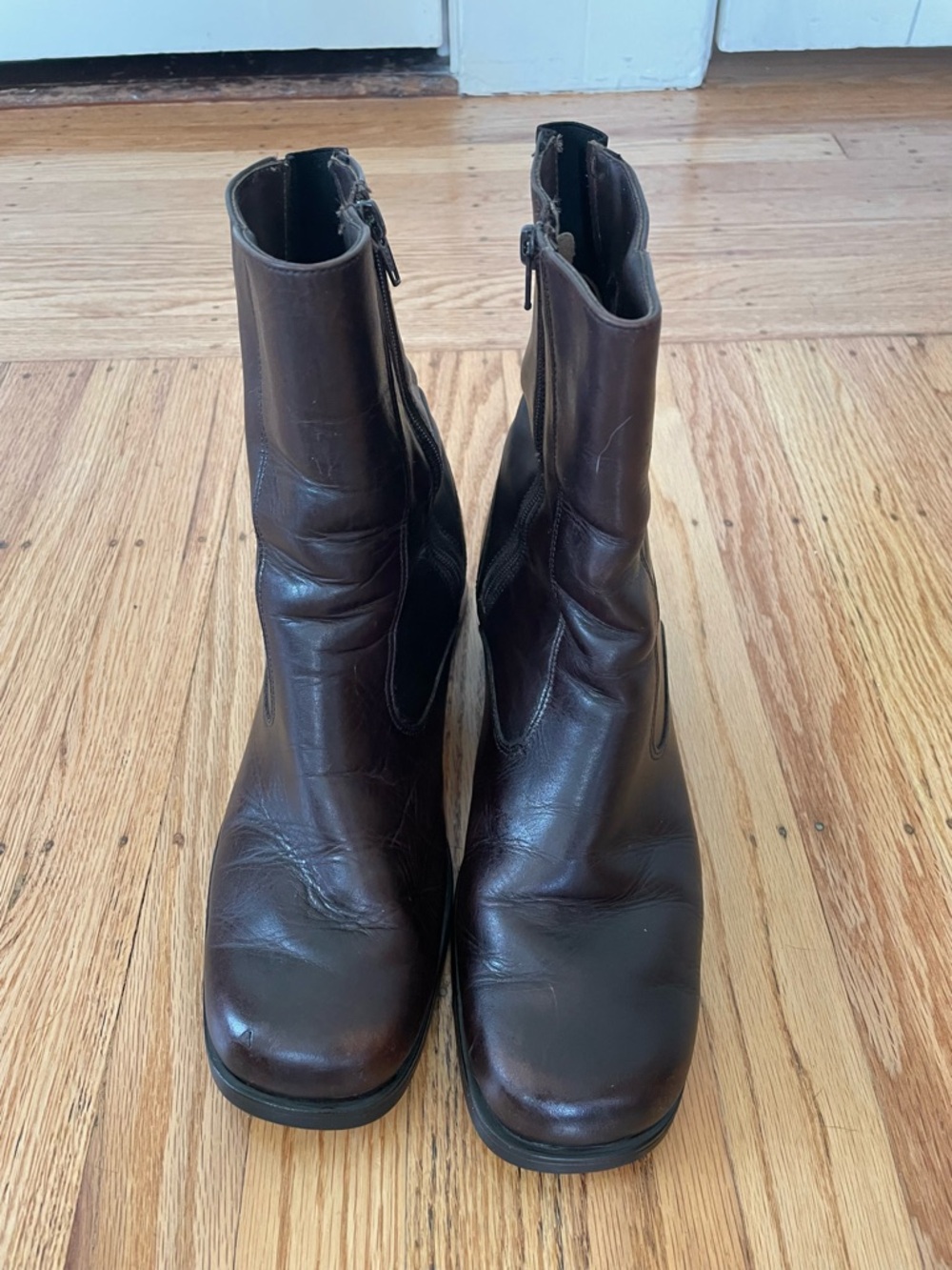 Vintage Leather Ankle Boots - Picture 3 of 6